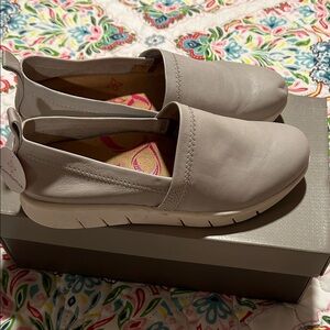 Comfortiva Light Gray Slip-On Flats